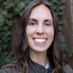 Meet your Posher, Rebecca